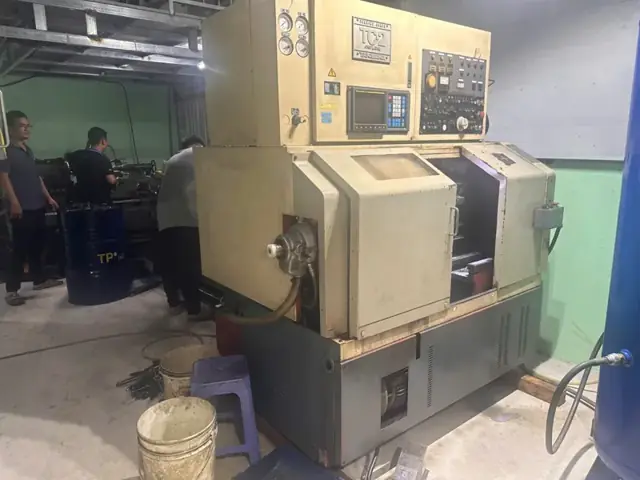 Tiện phay CNC tại xưởng Cơ Khí Khởi Minh, TP.HCM